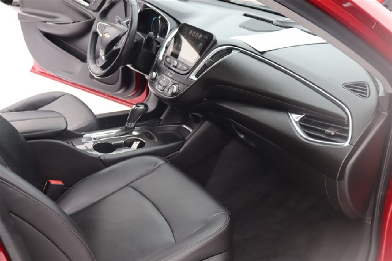 Chevrolet Malibu  2016