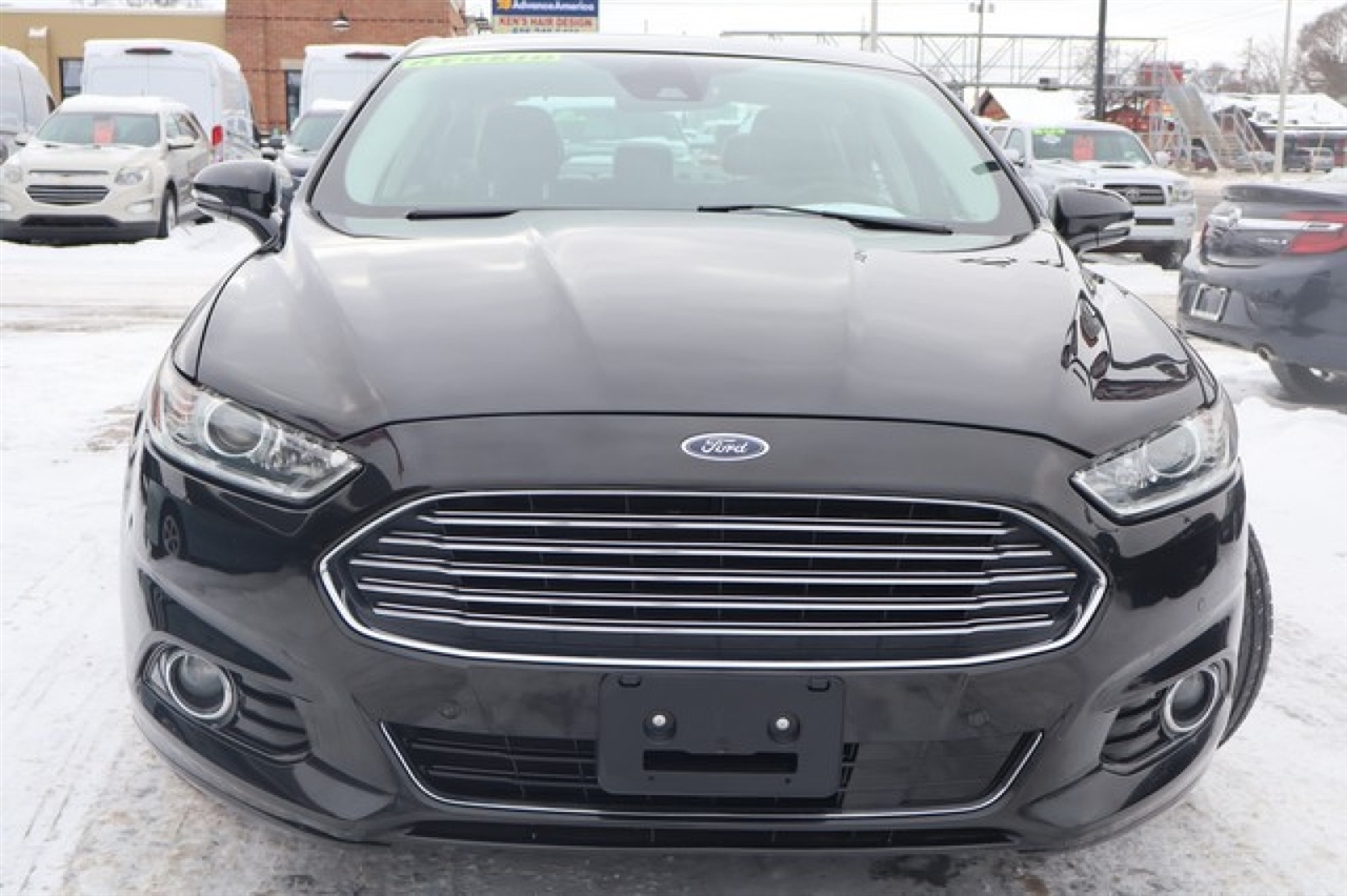Ford Fusion Hybrid  2013