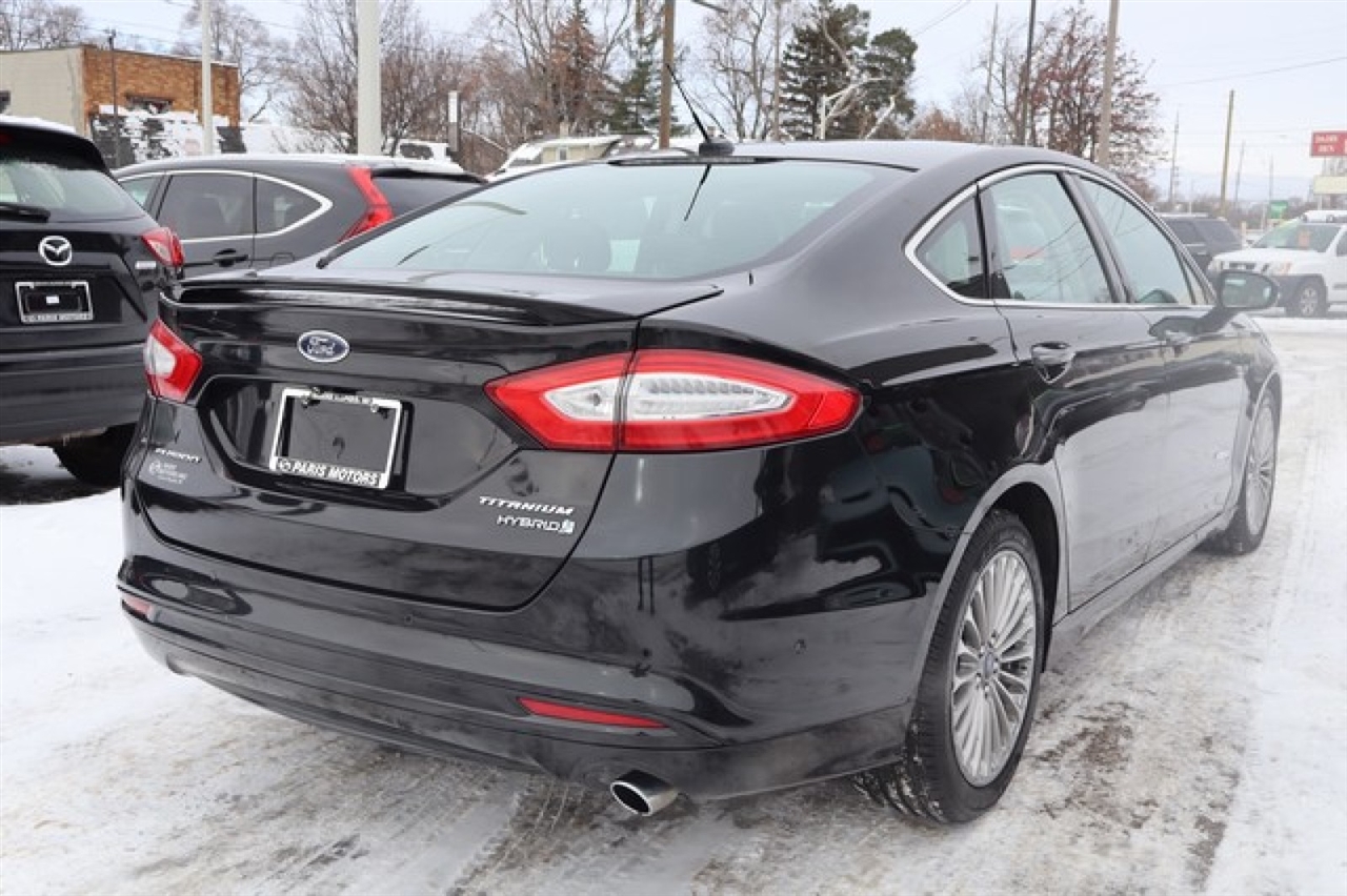 Ford Fusion Hybrid  2013