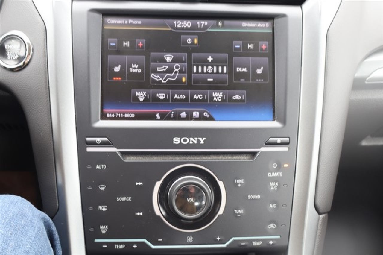 Ford Fusion Hybrid  2013