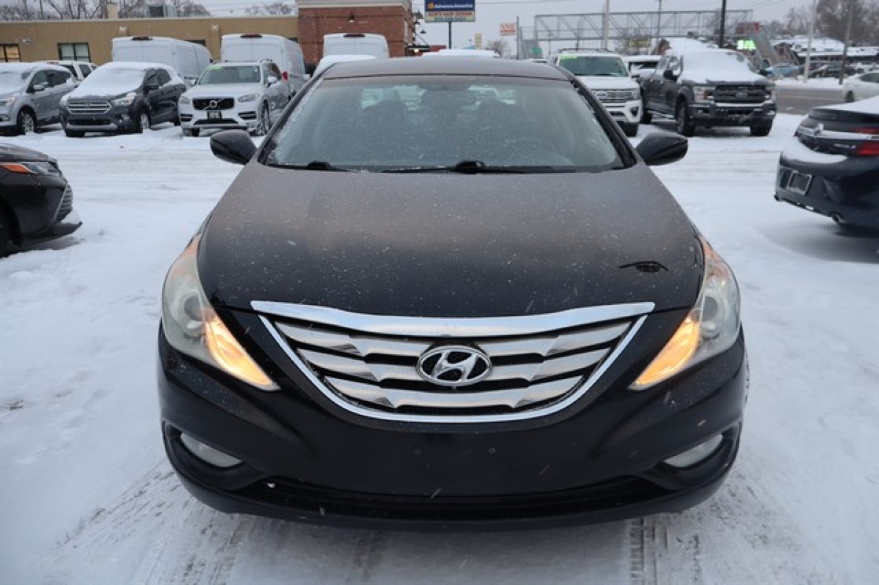 Hyundai Sonata  2012