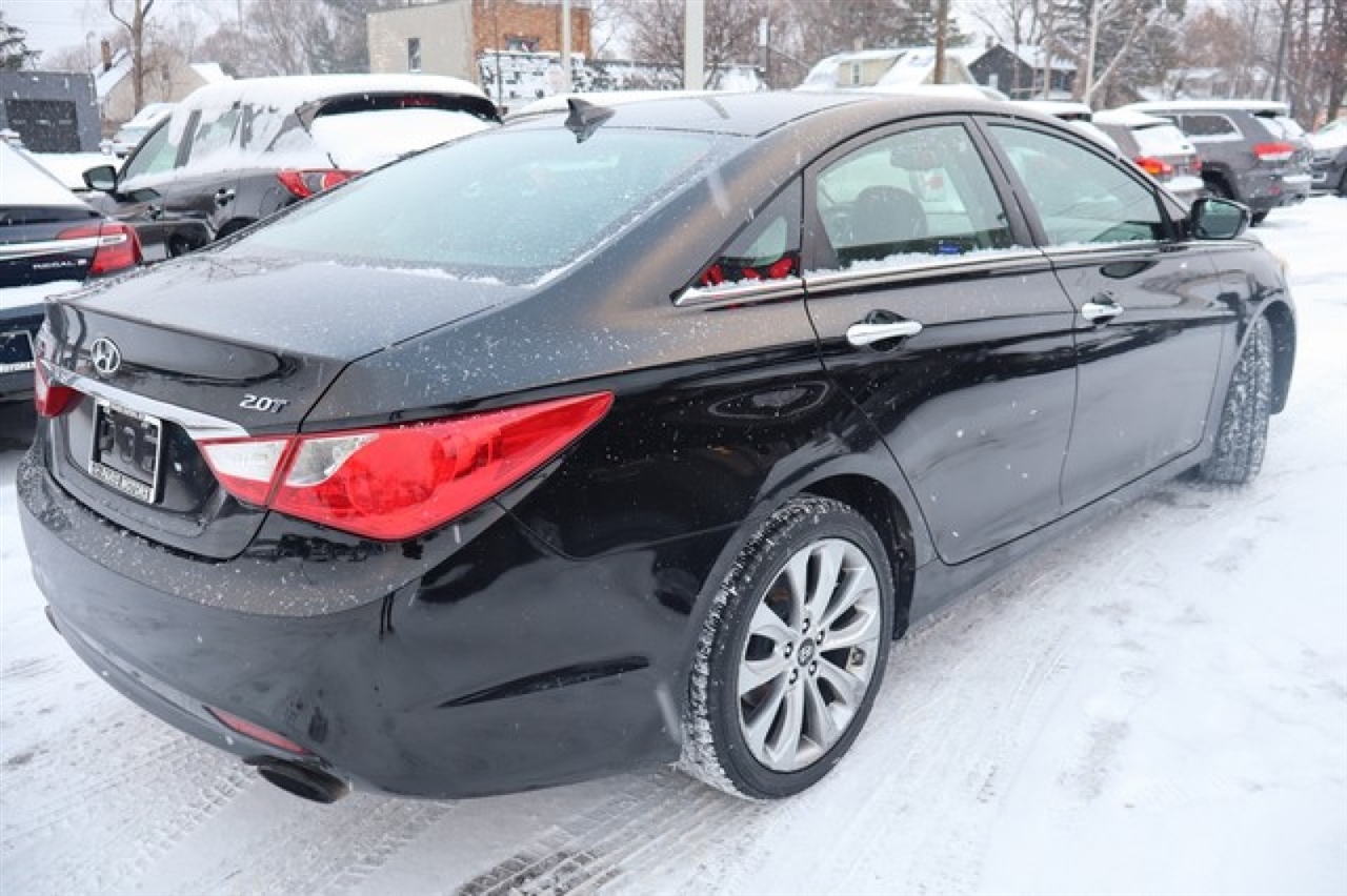 Hyundai Sonata  2012