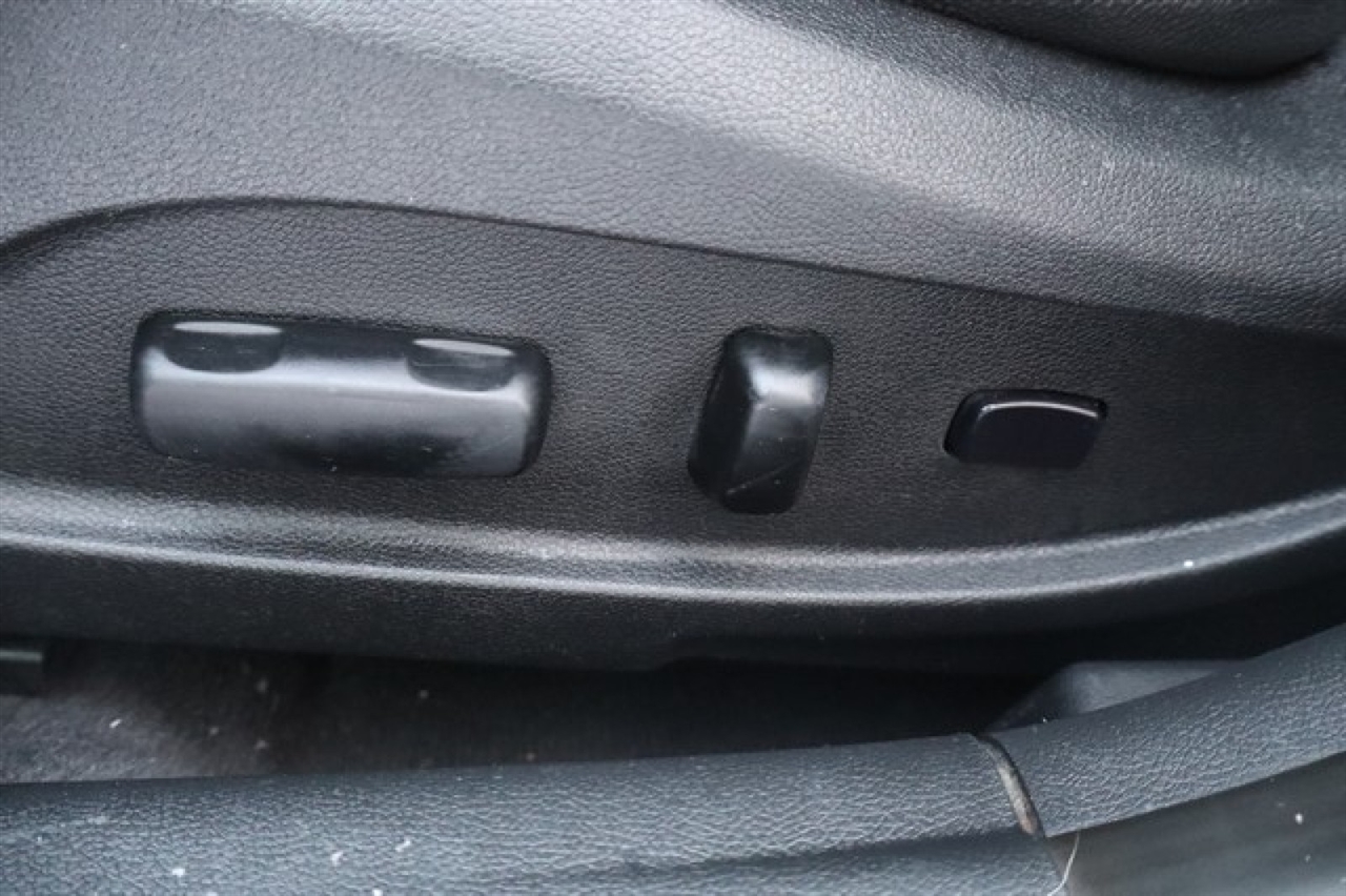 Hyundai Sonata  2012