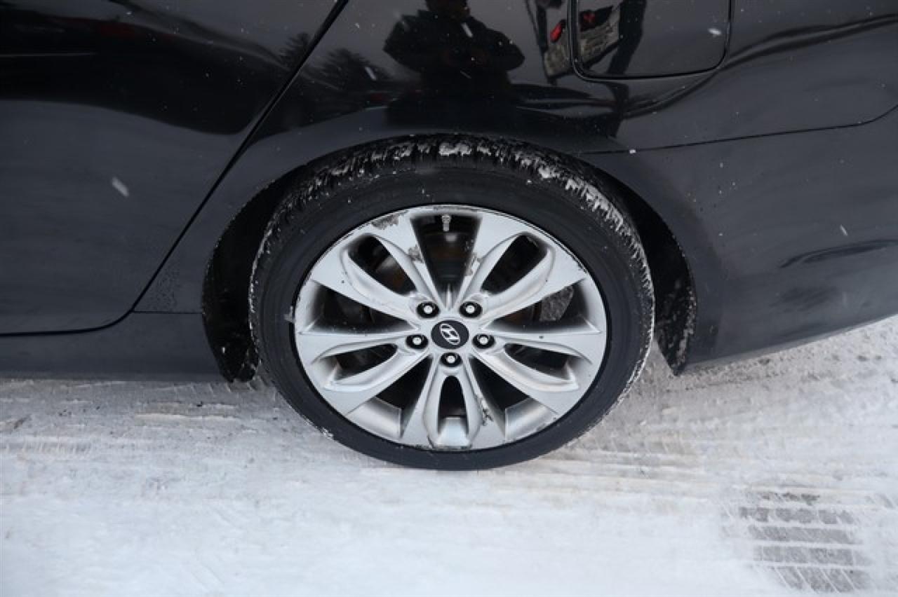 Hyundai Sonata  2012