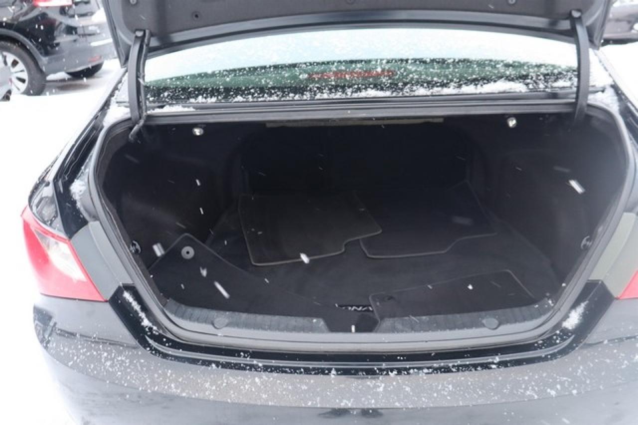 Hyundai Sonata  2012