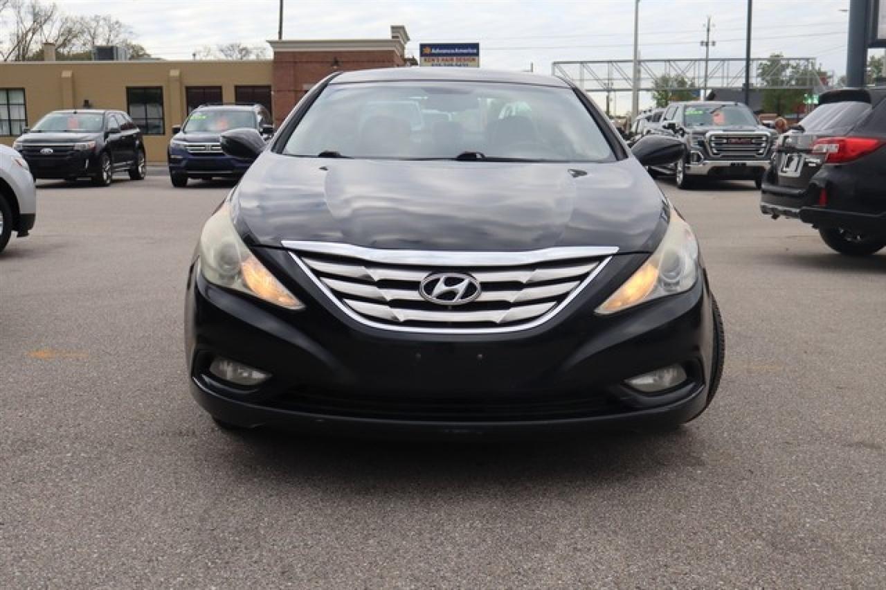 Hyundai Sonata  2012