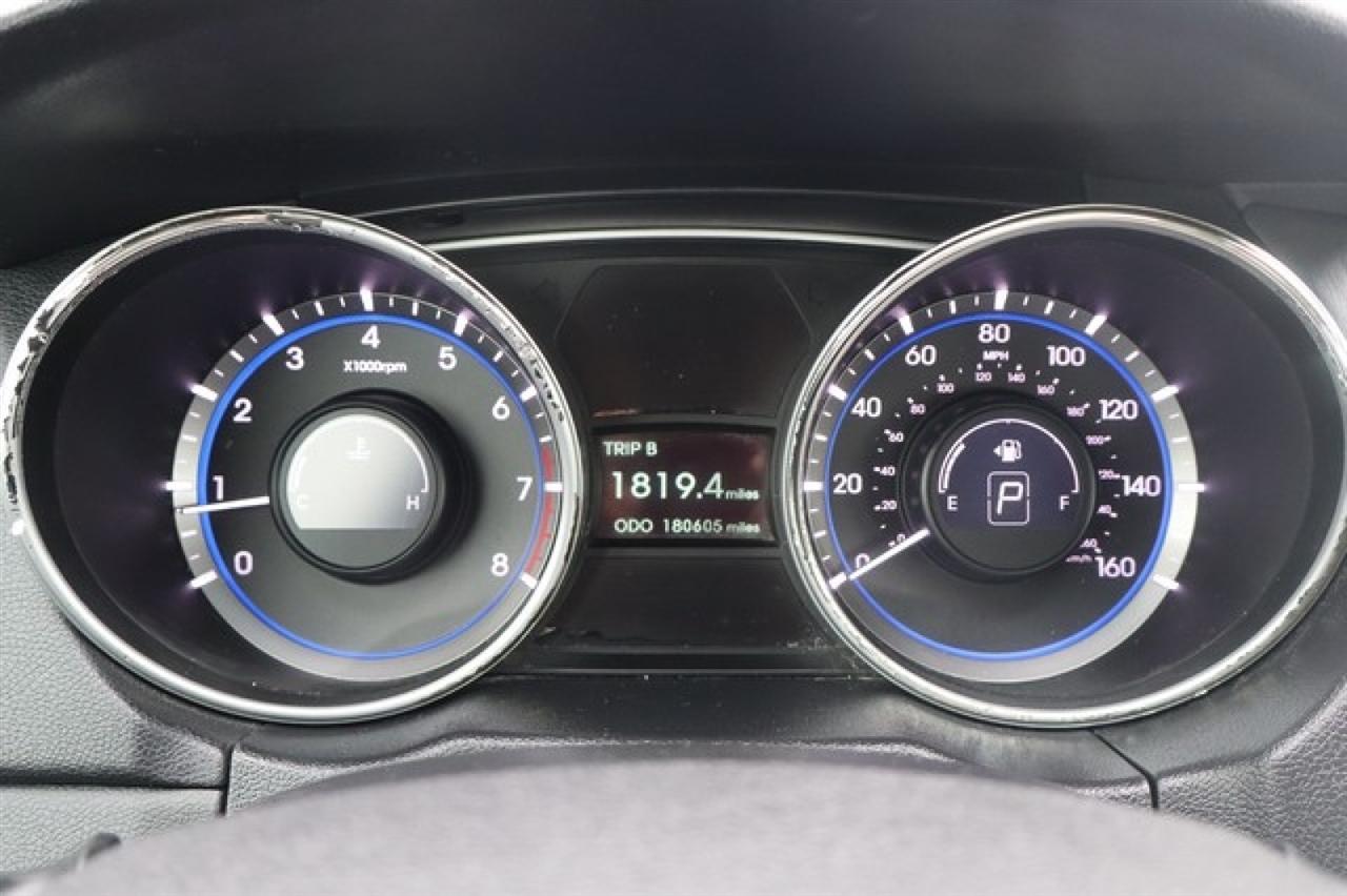 Hyundai Sonata  2012