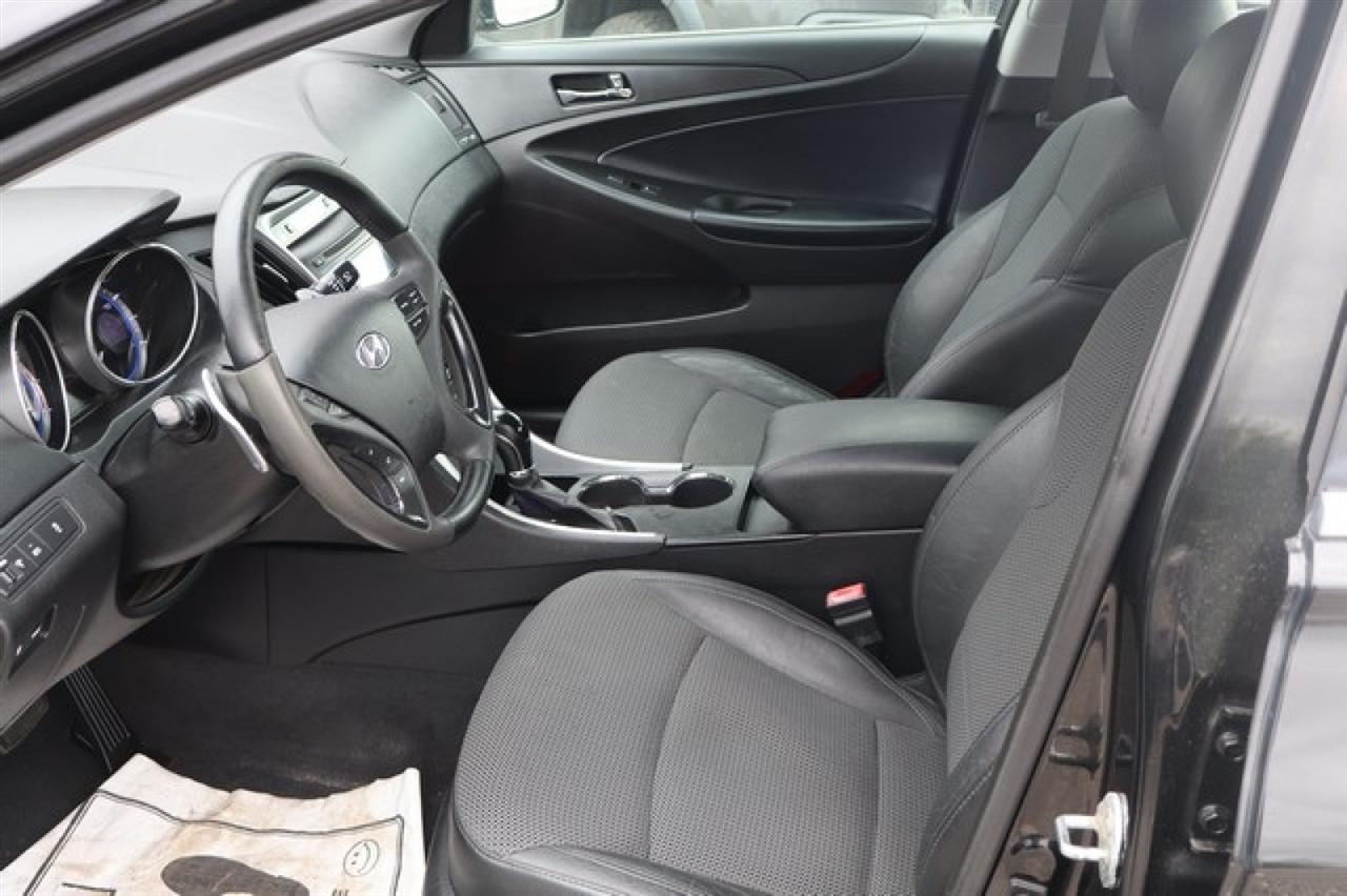 Hyundai Sonata  2012