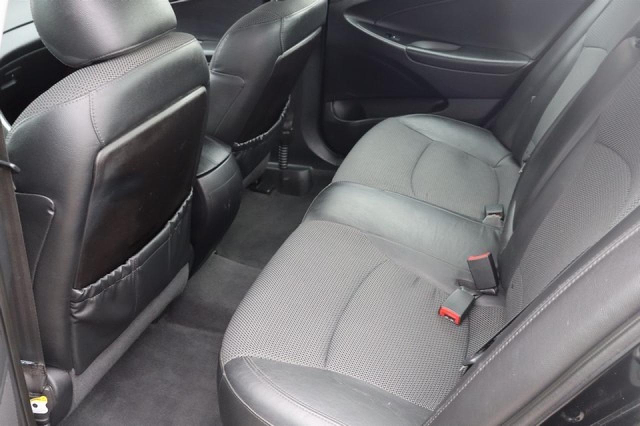 Hyundai Sonata  2012