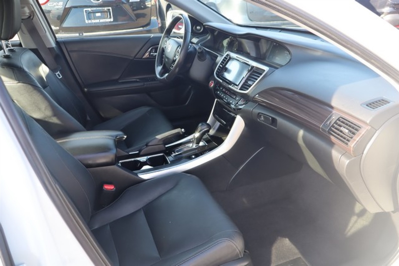 Honda Accord Hybrid  2017