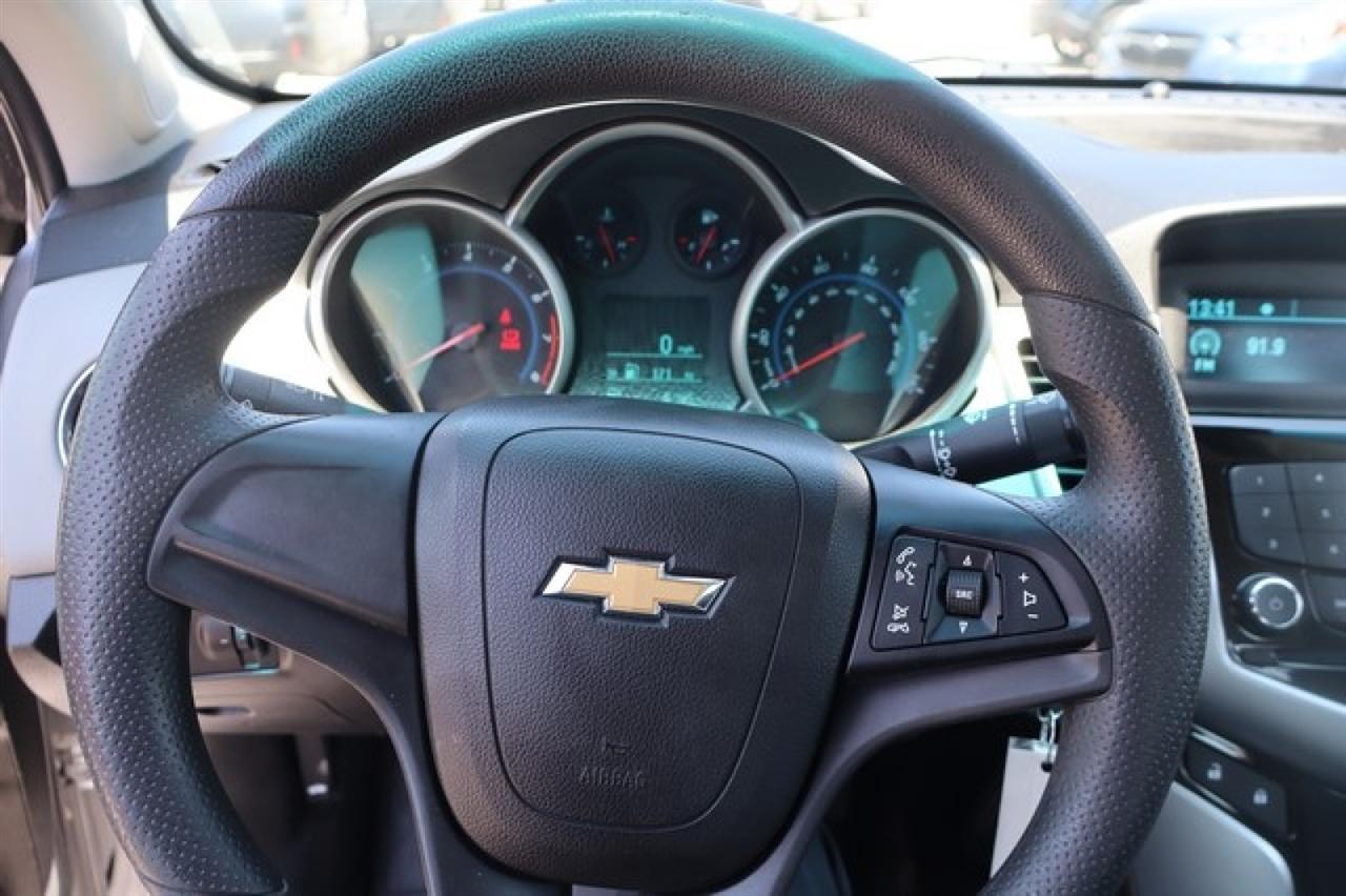 Chevrolet Cruze  2012