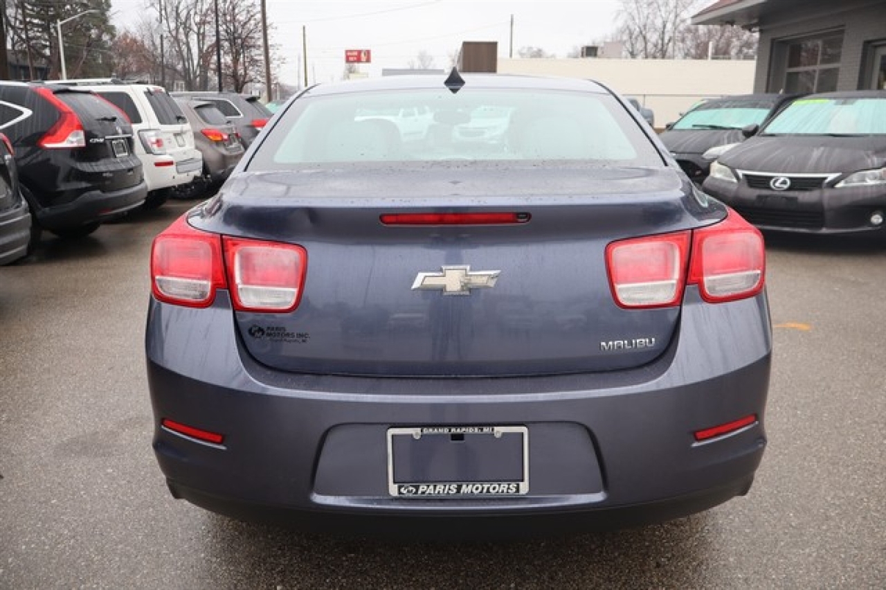 Chevrolet Malibu  2013