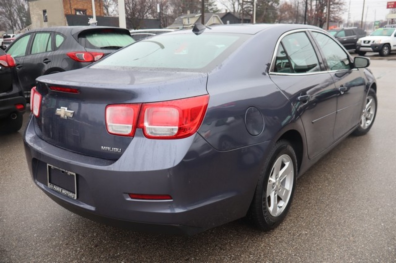 Chevrolet Malibu  2013