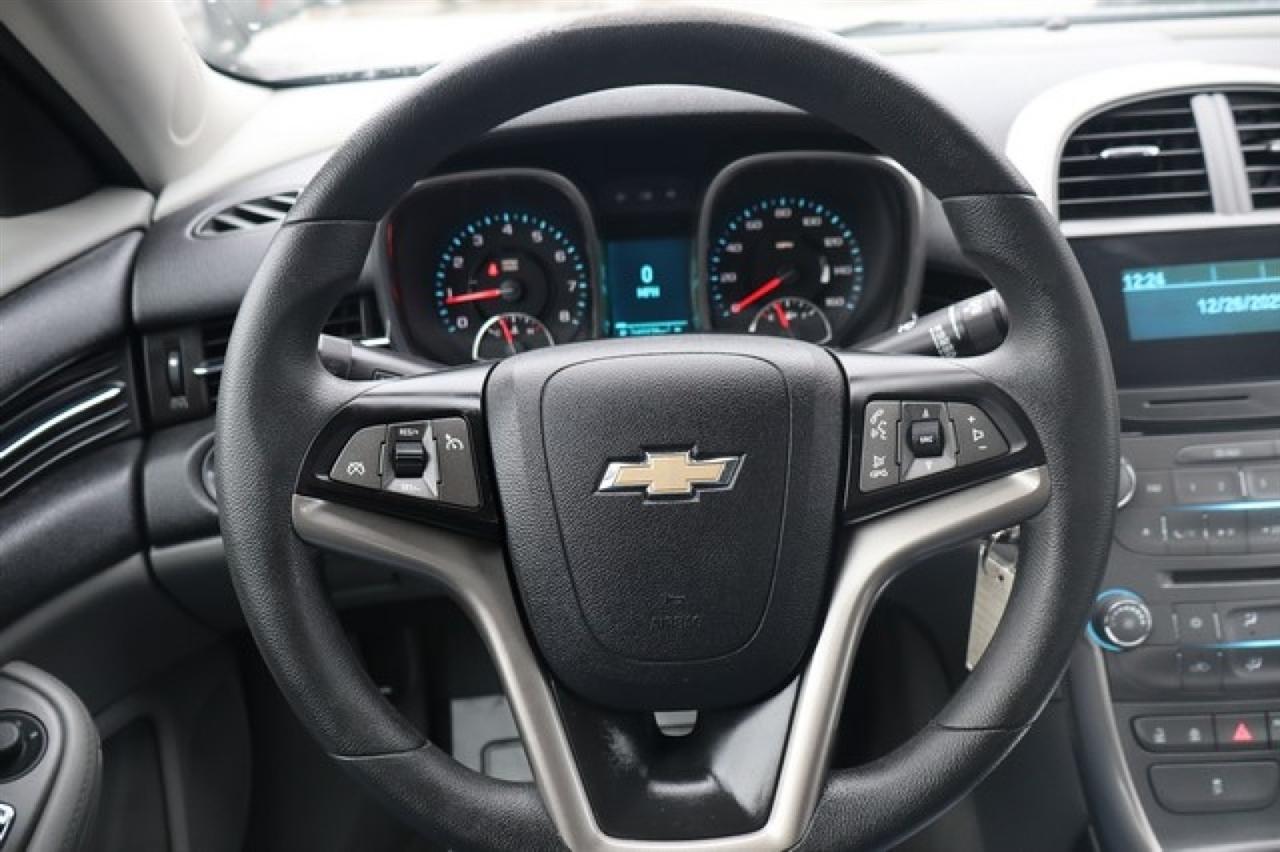 Chevrolet Malibu  2013