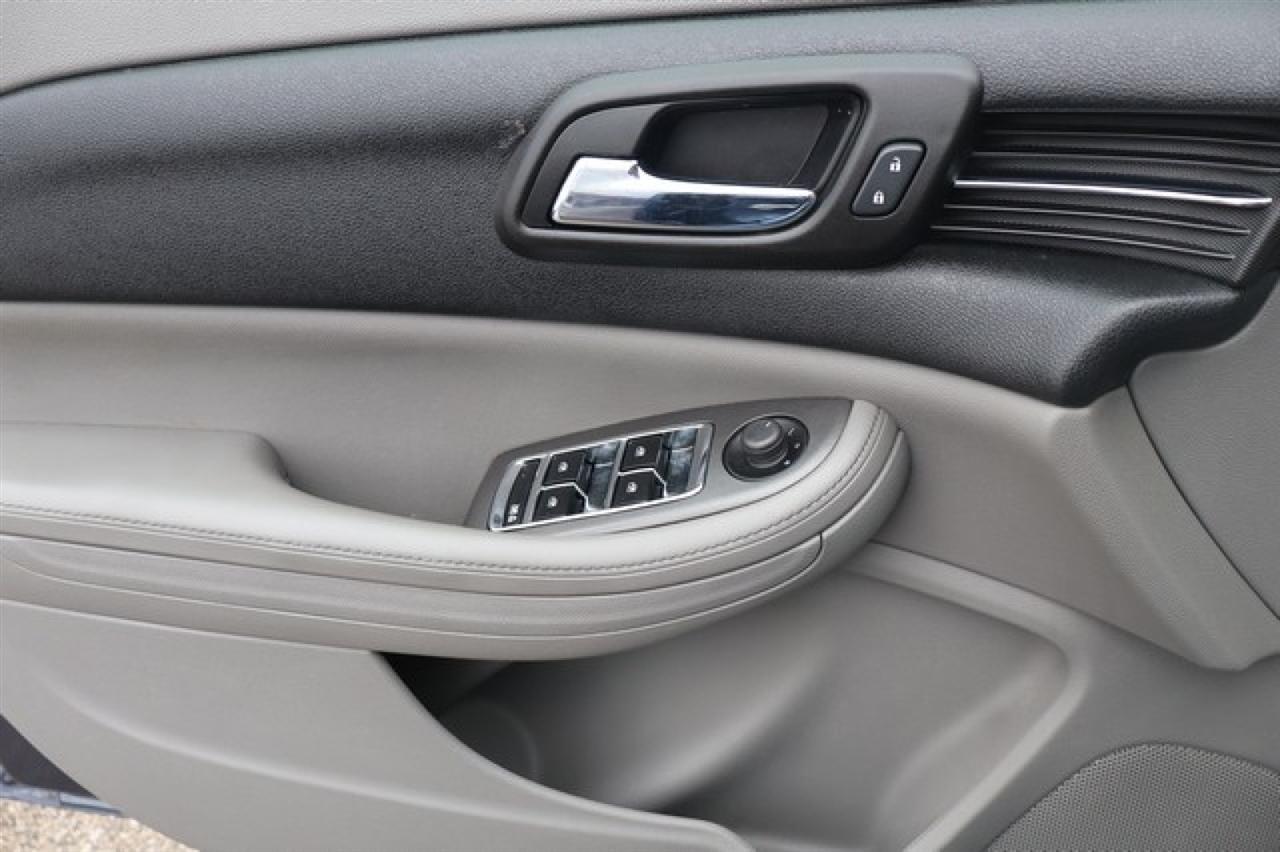 Chevrolet Malibu  2013