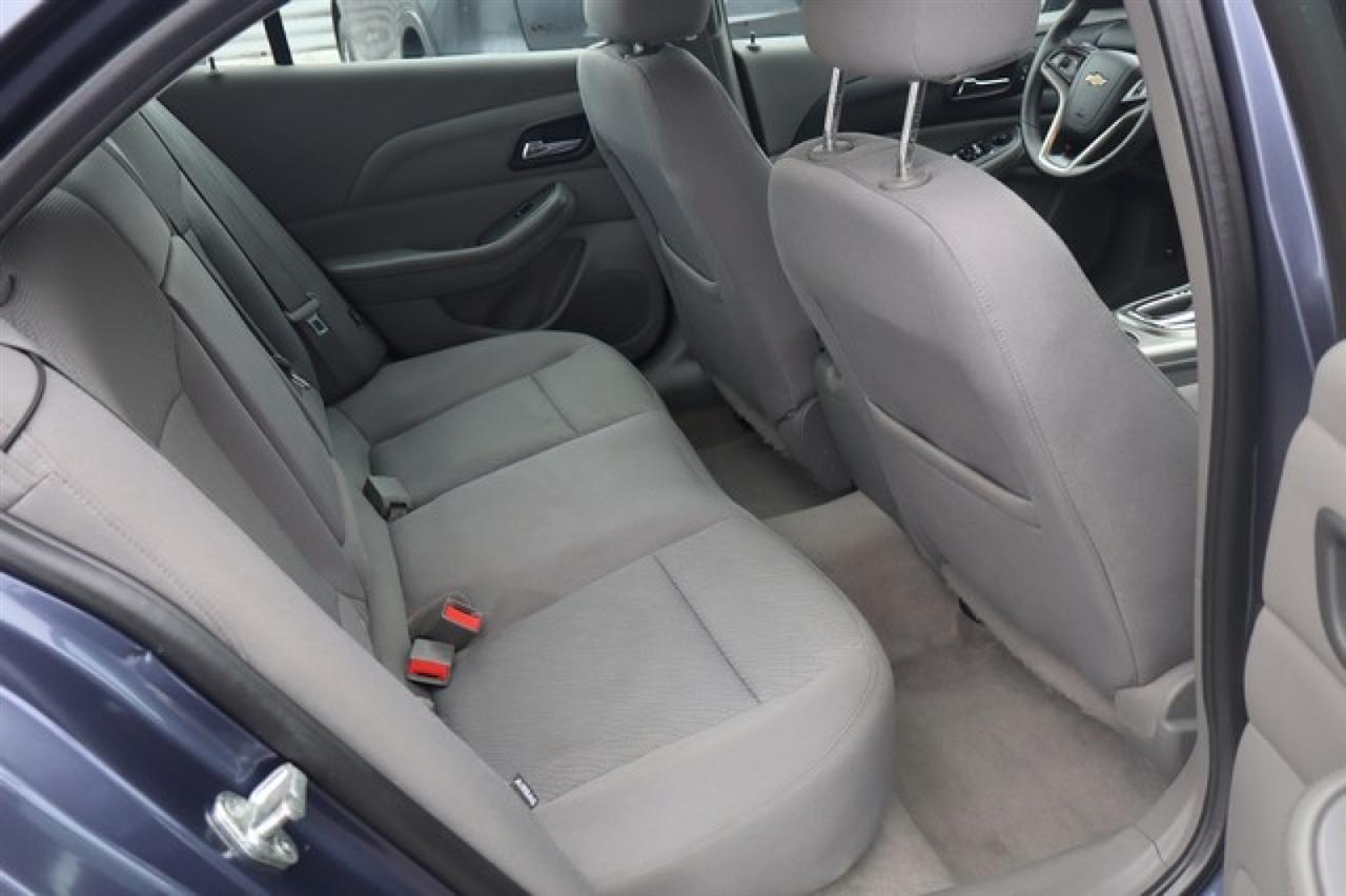 Chevrolet Malibu  2013