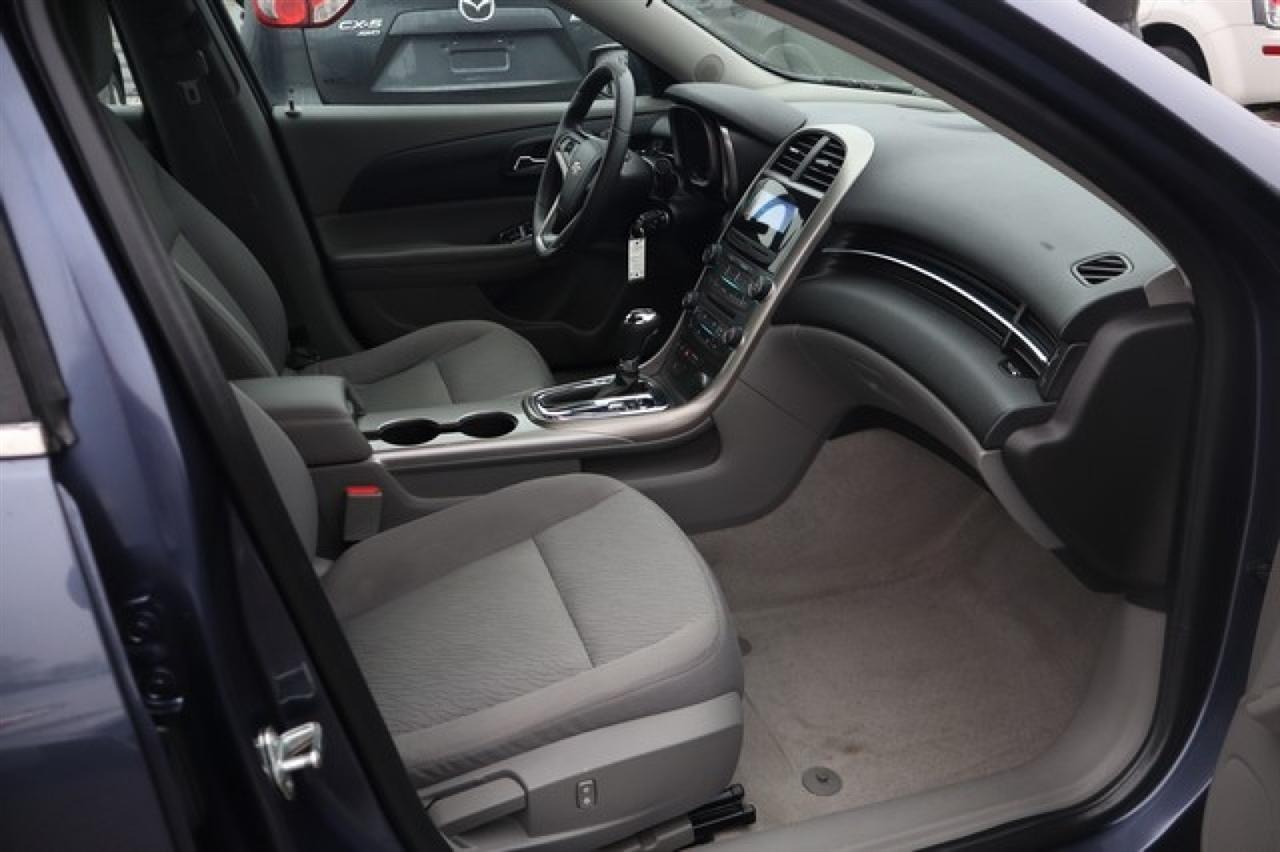 Chevrolet Malibu  2013