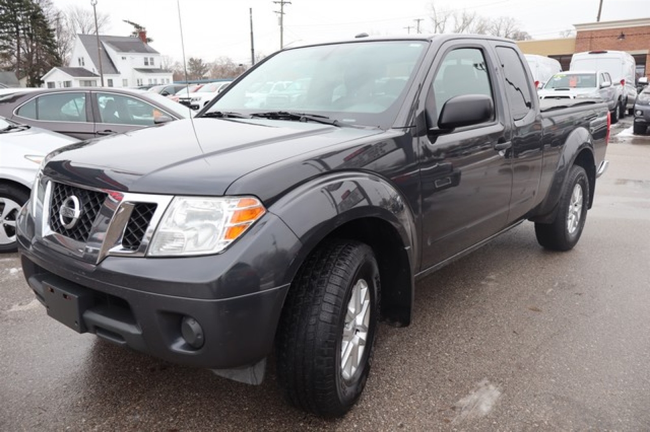 Nissan Frontier  2015