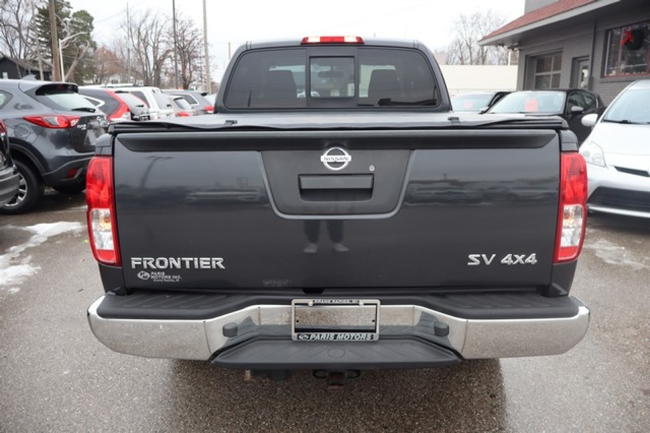 Nissan Frontier  2015