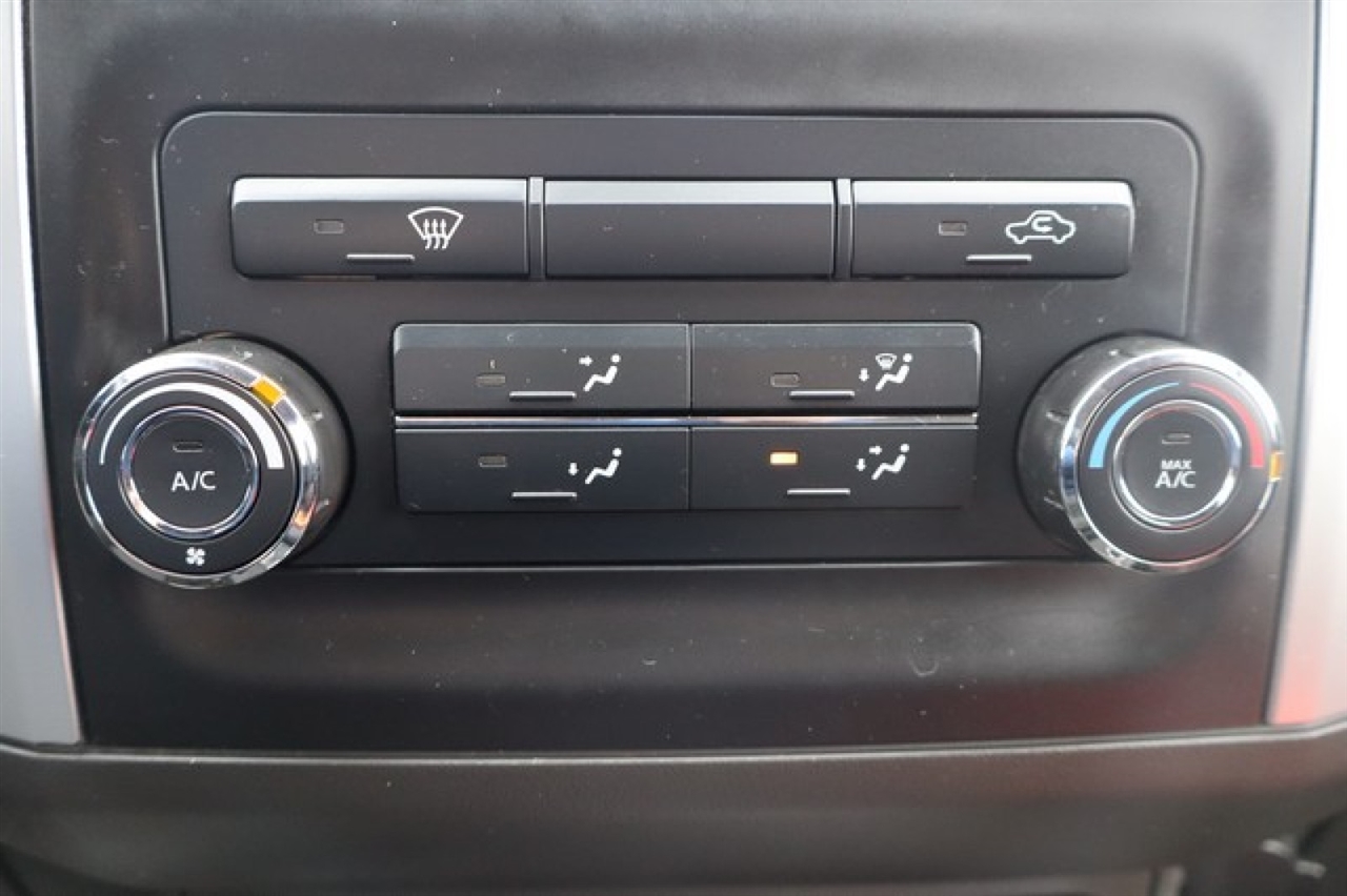 Nissan Frontier  2015