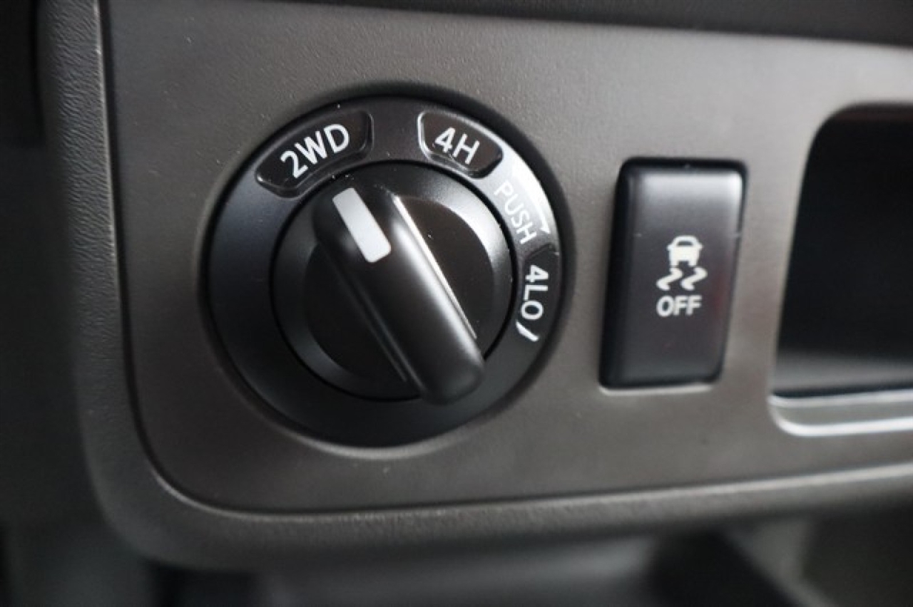 Nissan Frontier  2015