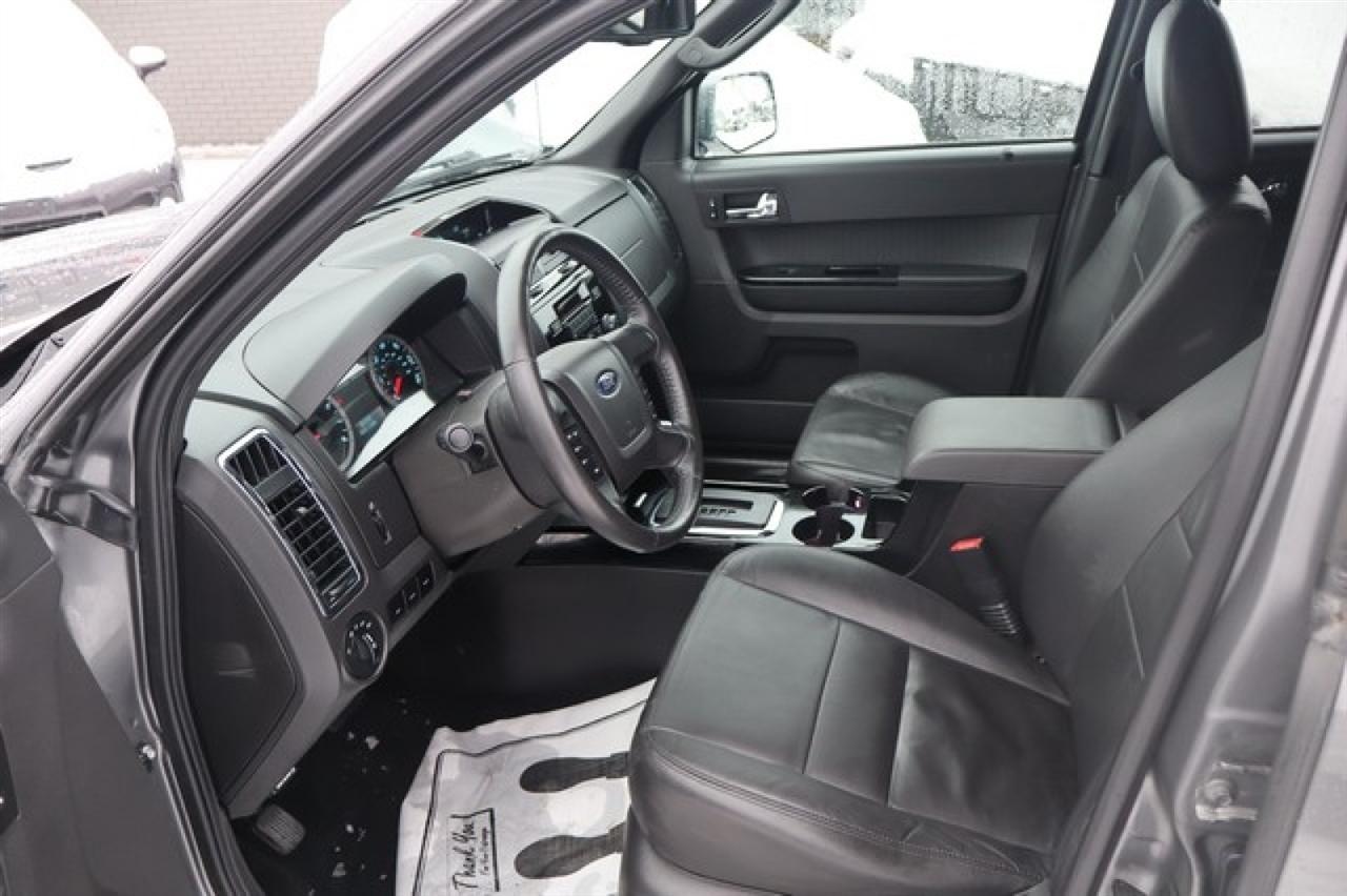 Ford Escape  2011