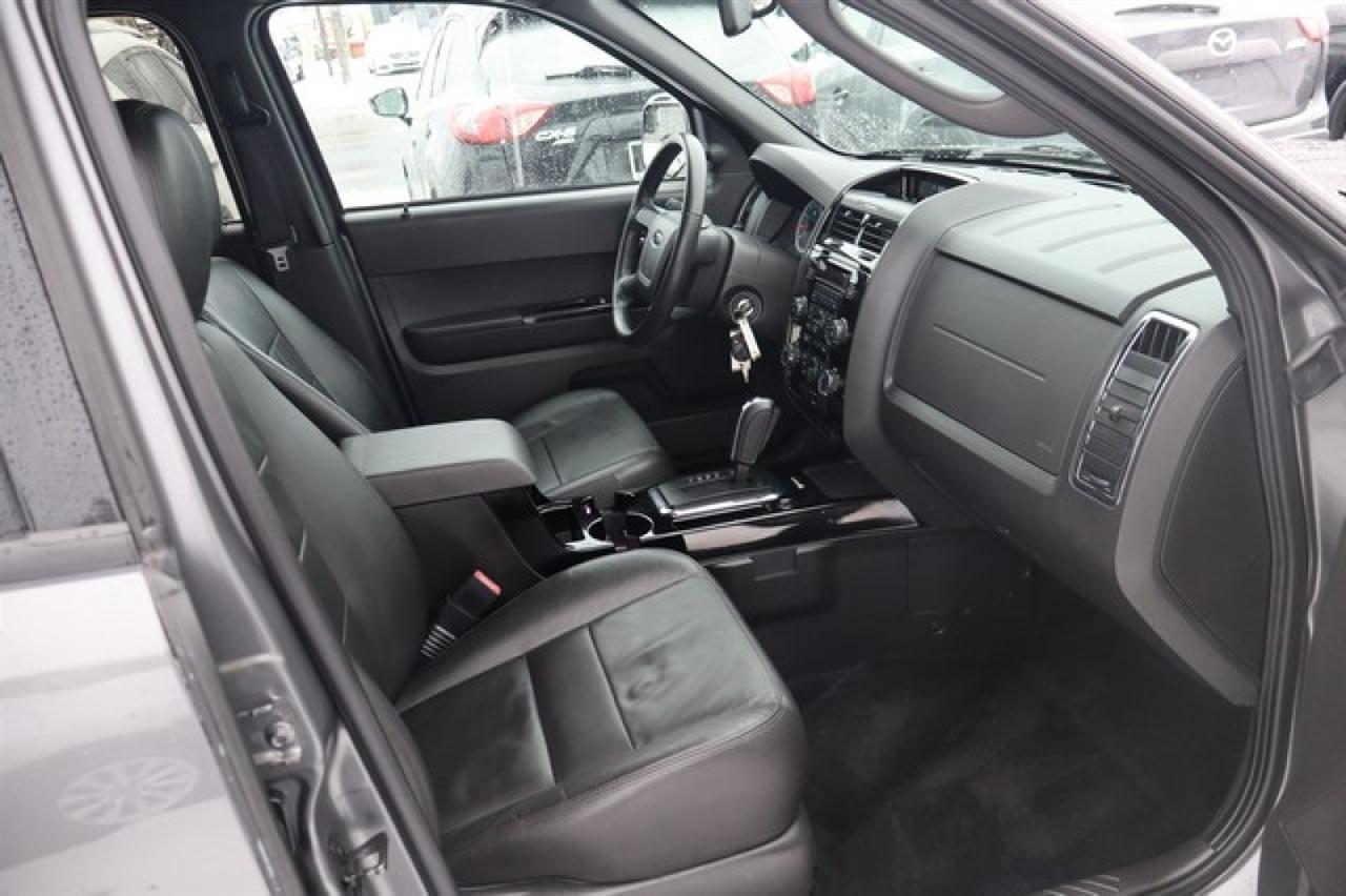 Ford Escape  2011