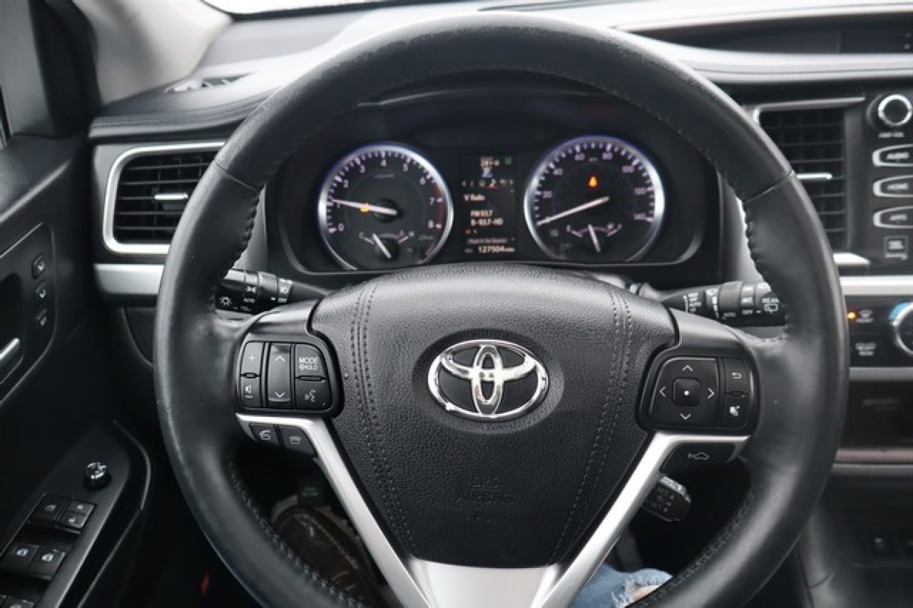 Toyota Highlander  2016