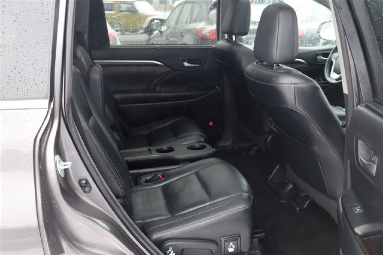 Toyota Highlander  2016