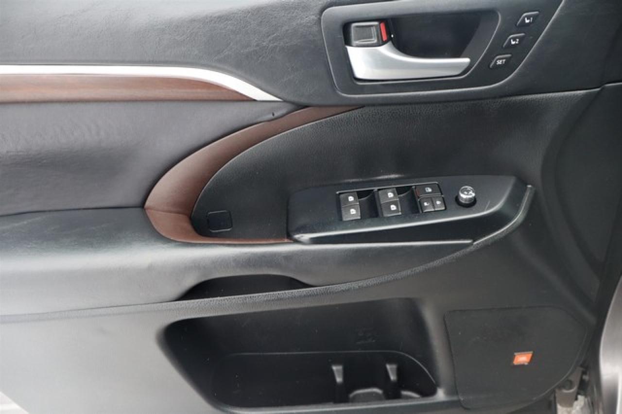 Toyota Highlander  2016