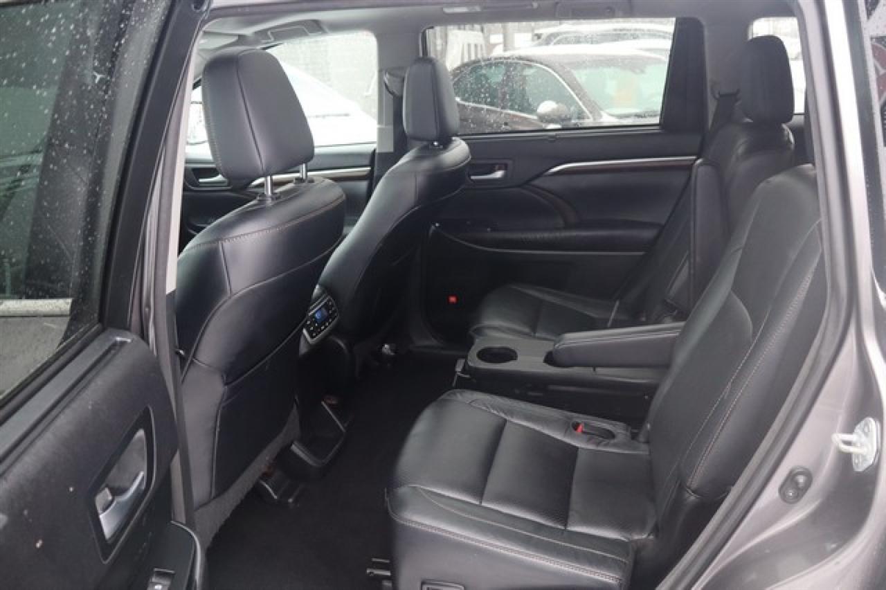 Toyota Highlander  2016