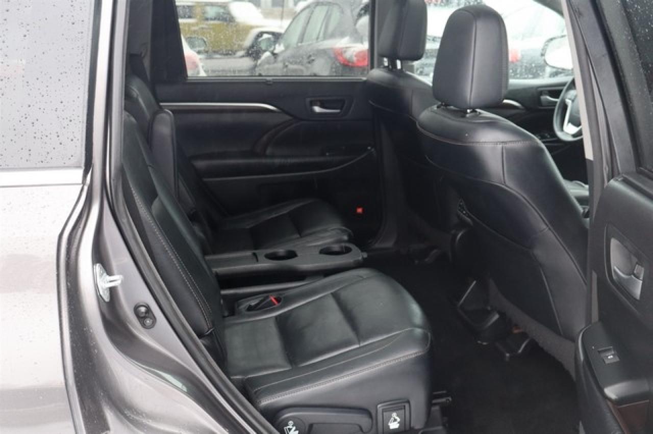 Toyota Highlander  2016