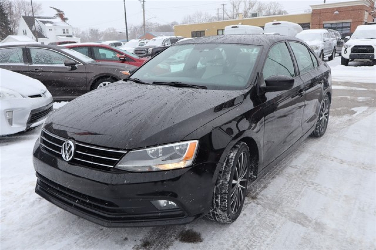 Volkswagen Jetta  2016