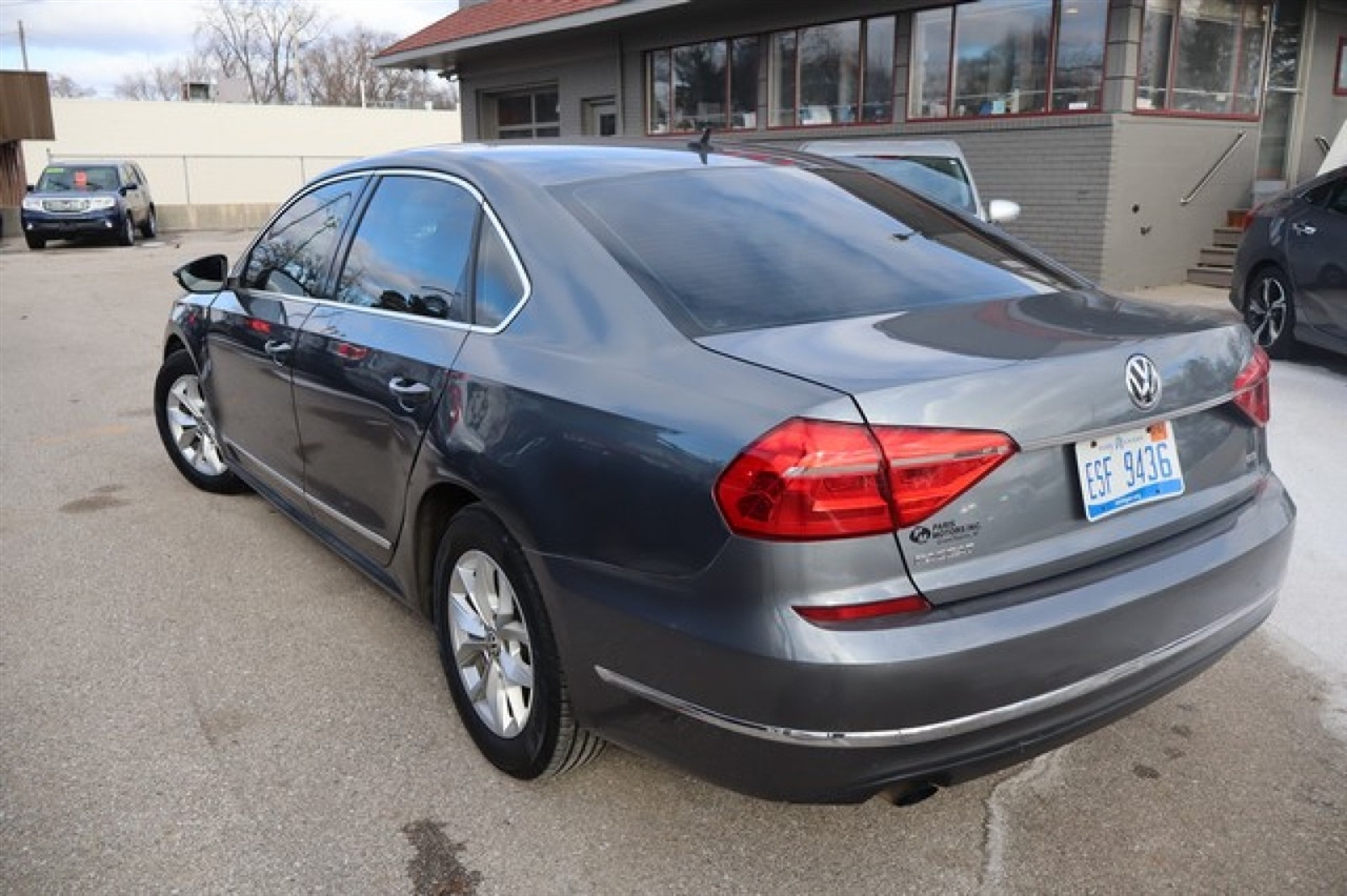 Volkswagen Passat  2016