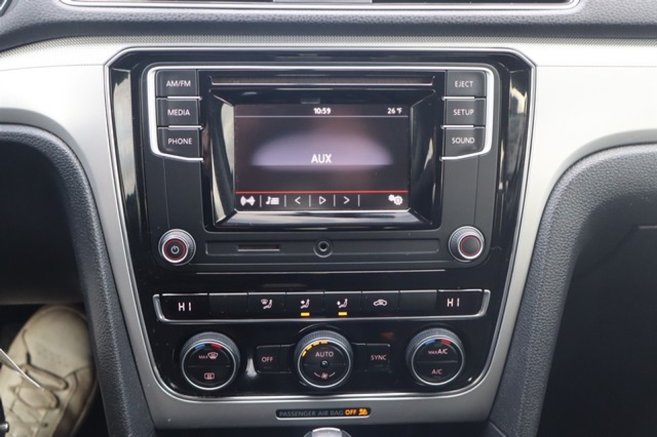 Volkswagen Passat  2016