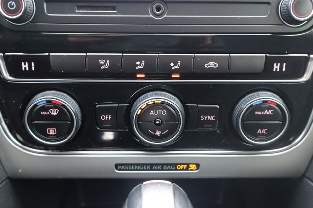 Volkswagen Passat  2016