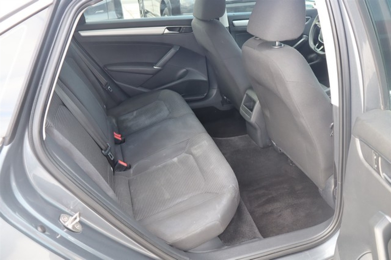 Volkswagen Passat  2016