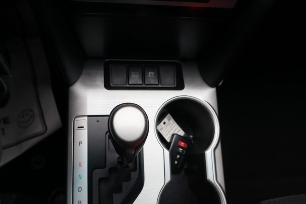 Toyota Camry Hybrid  2014