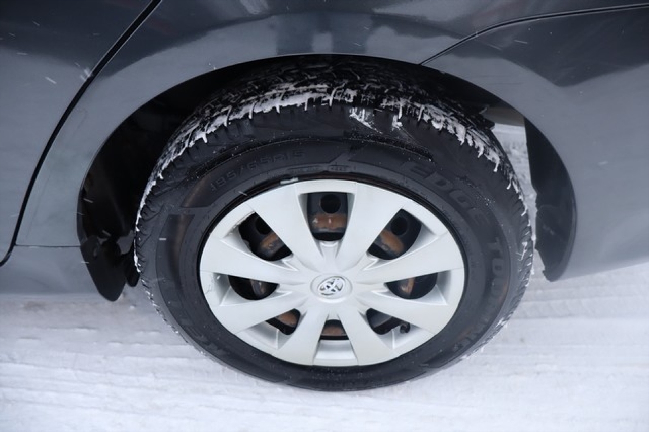 Toyota Corolla  2010