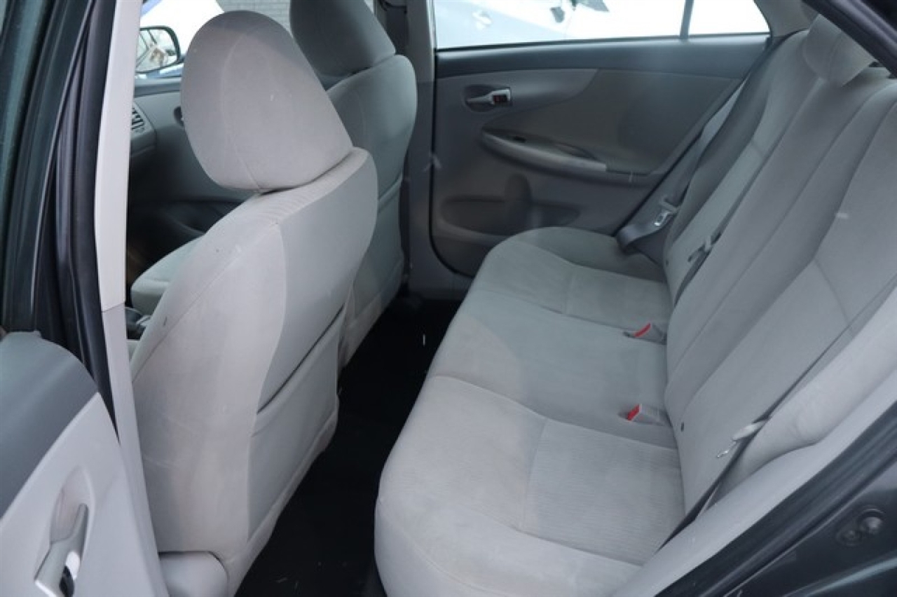 Toyota Corolla  2010