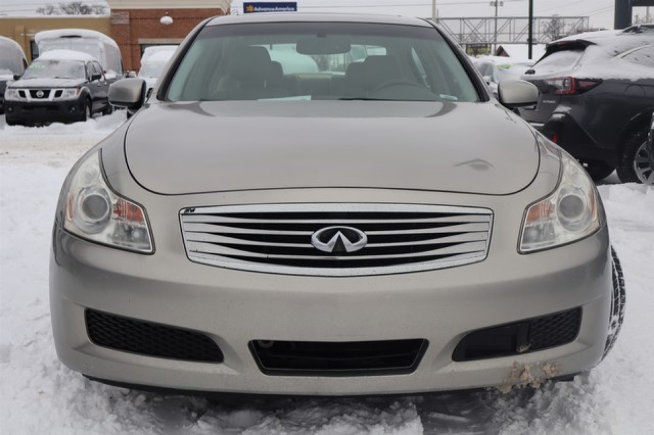 Infiniti G35  2008