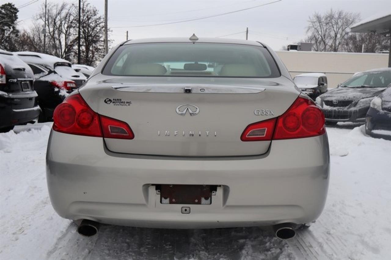 Infiniti G35  2008