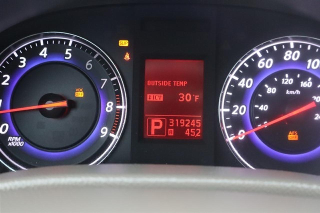 Infiniti G35  2008