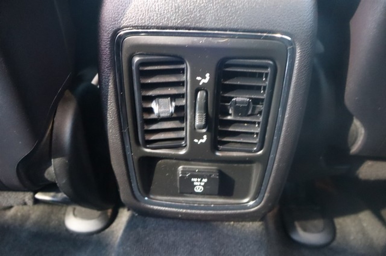 Jeep Grand Cherokee  2012