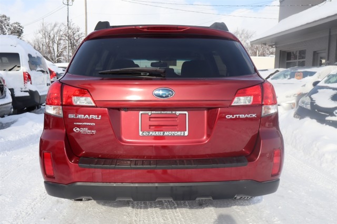 Subaru Outback  2011