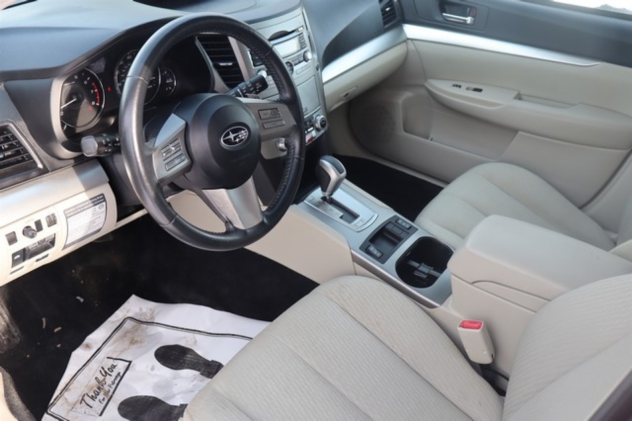 Subaru Outback  2011