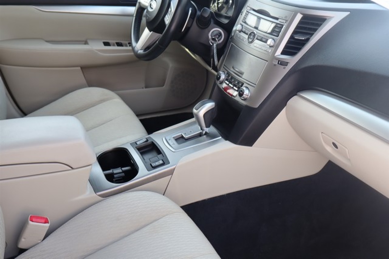 Subaru Outback  2011