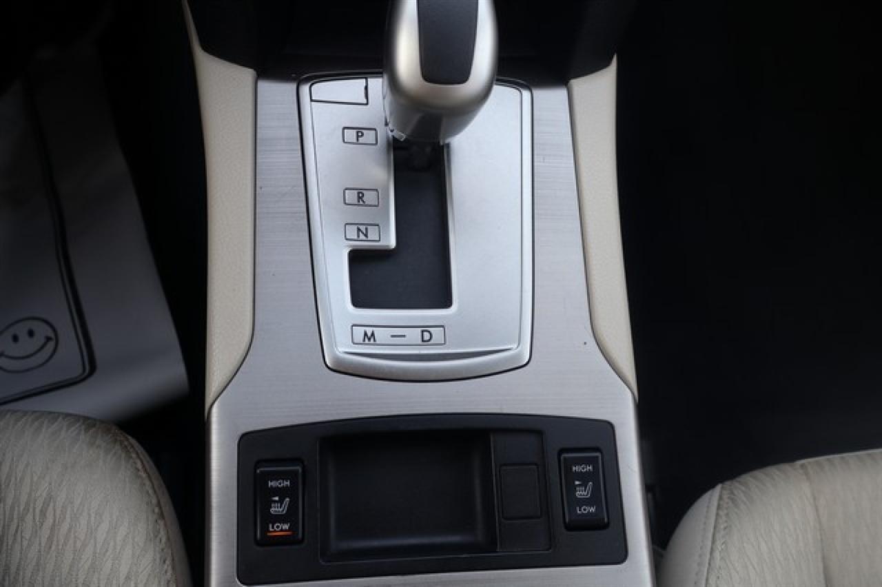 Subaru Outback  2011