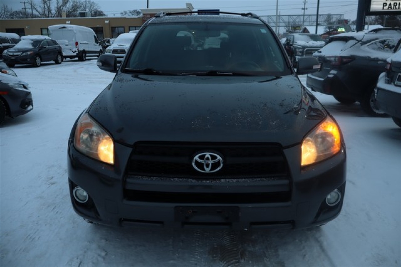 Toyota RAV4  2010