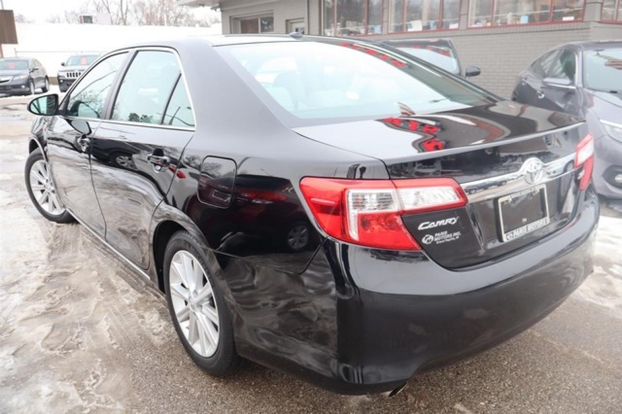 Toyota Camry  2014